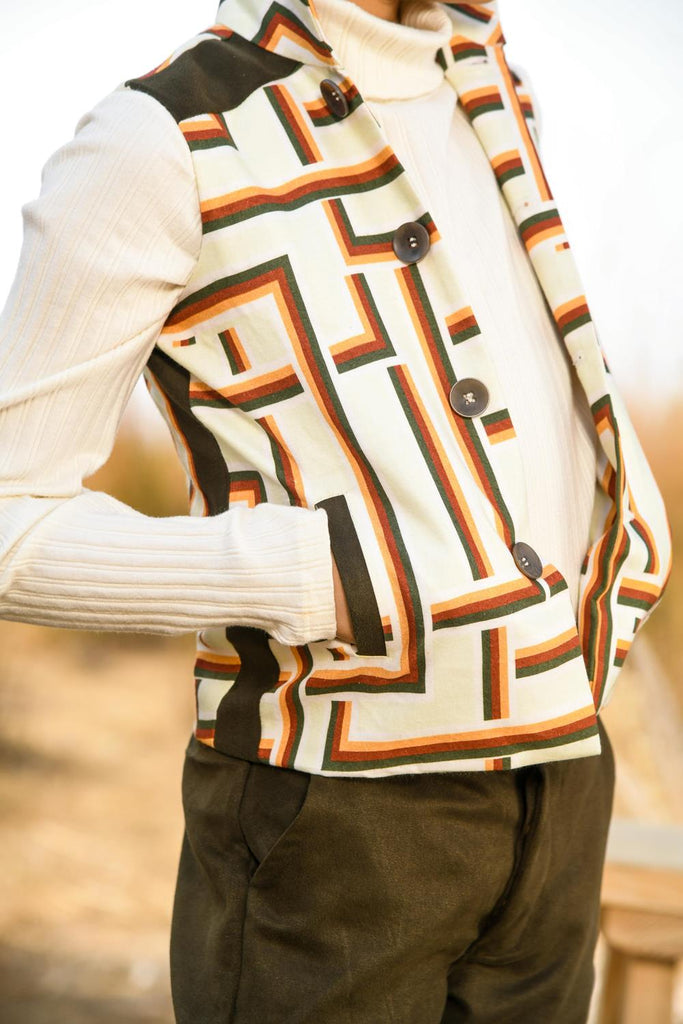 Stria Clincher is an Aloe Vera Fabric Sleeveless Jacket For Boys.